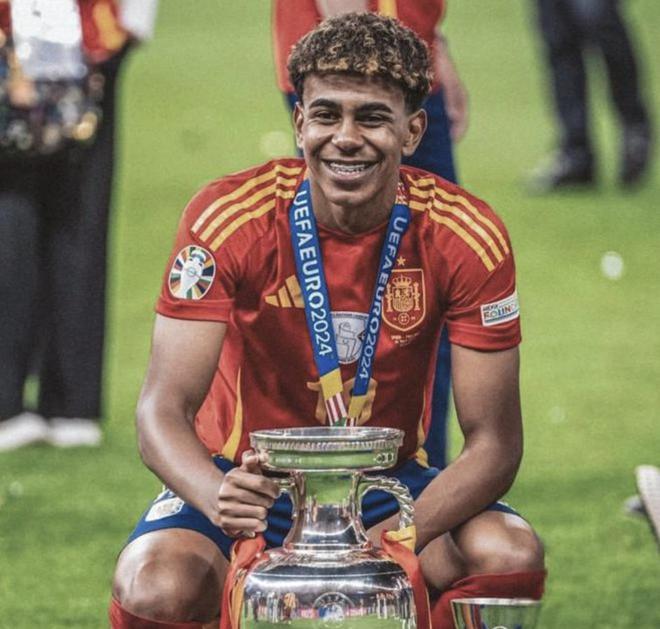 德扑读秒：网络德扑中长考的战术意图。（读秒背后：线上德扑长考的战术意图）