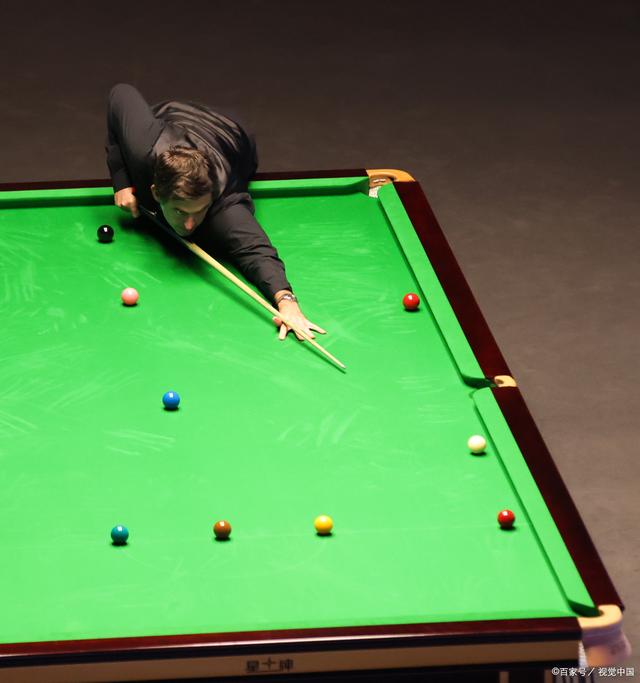 年轻选手在 年轻选手在