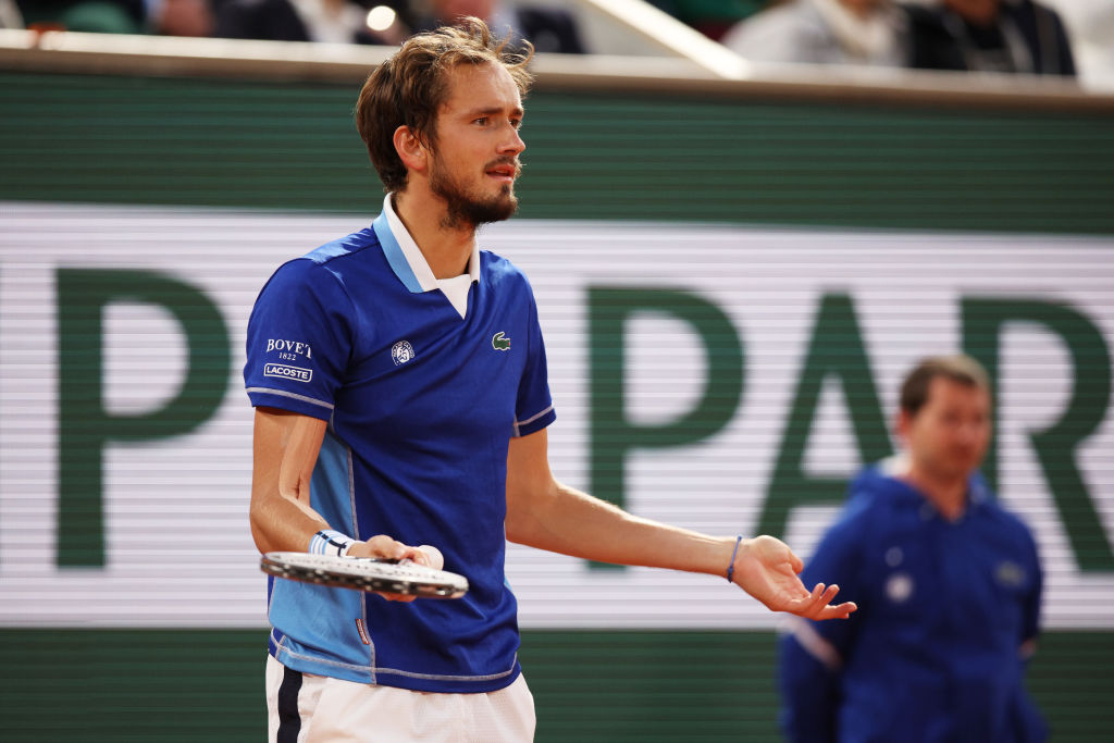 长的长传威 长的长传威