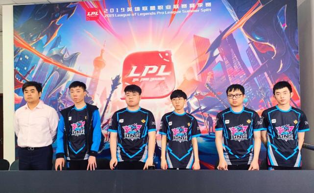 各自领域都 各自领域都