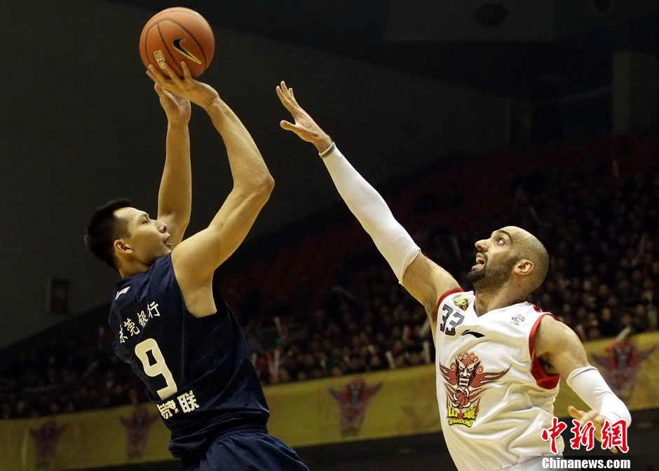 赛场上的他 赛场上的他