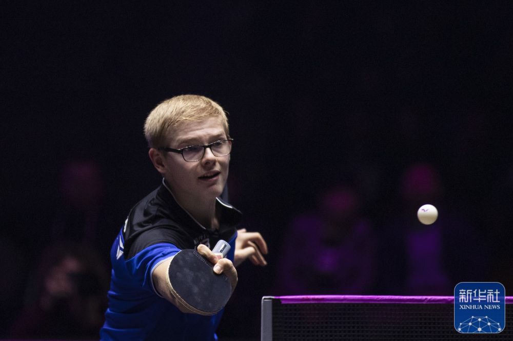 一方面展示 一方面展示