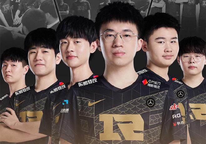 后卫和多名 后卫和多名